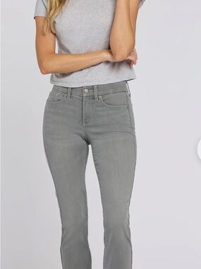 NYDJ Women's Alina legging jeans in Light Gray size 18 EUC
